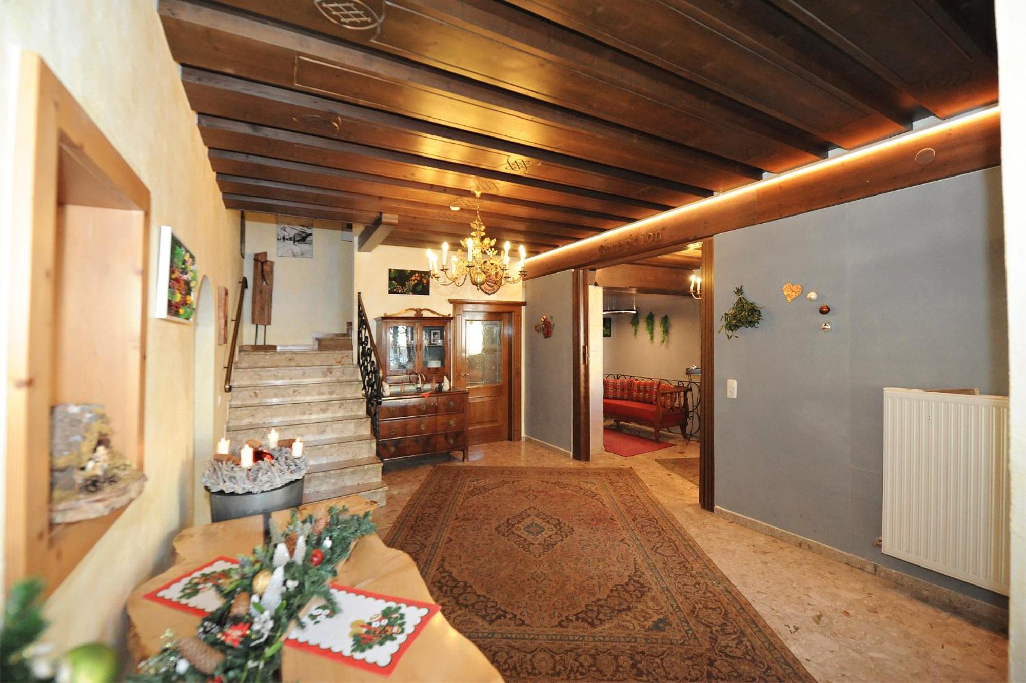 Ski In Ski Out Hotel Unterellmau Заалбах-Хинтерглем Екстериор снимка