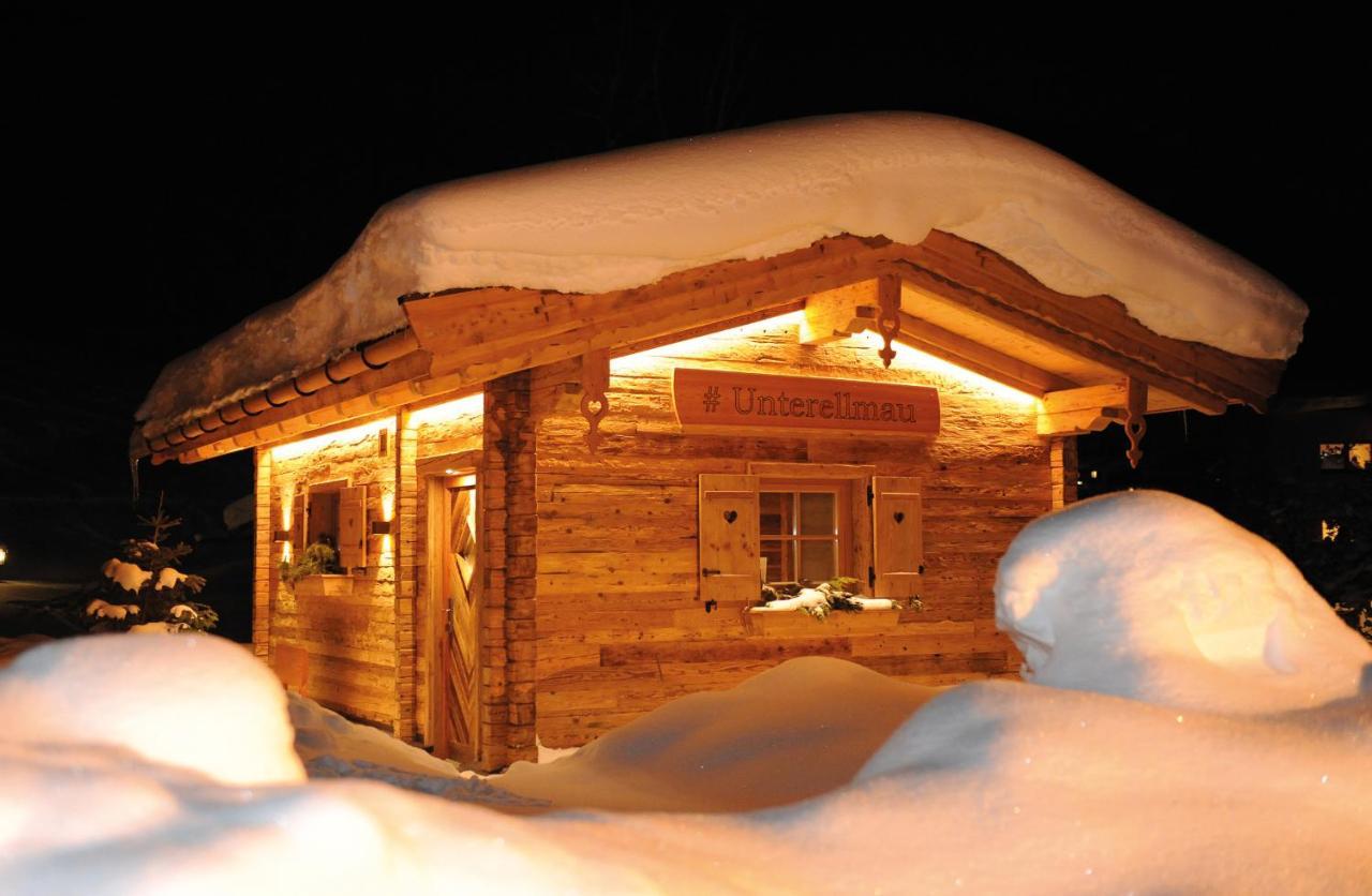 Ski In Ski Out Hotel Unterellmau Заалбах-Хинтерглем Екстериор снимка